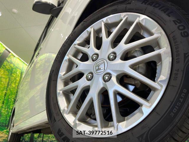 Honda N BOX 2022-09 7198703-12