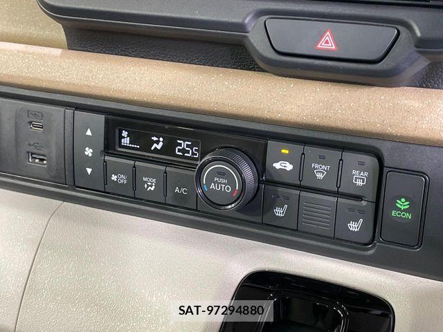 Honda N BOX 2023-11 7222455-6