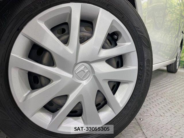 Honda N BOX 2019-06 7222384-12