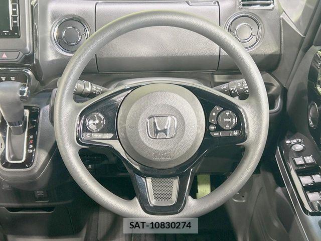 Honda N BOX 2022-05 7215536-10