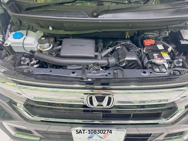 Honda N BOX 2022-05 7215536-17