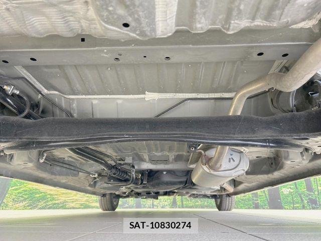 Honda N BOX 2022-05 7215536-18
