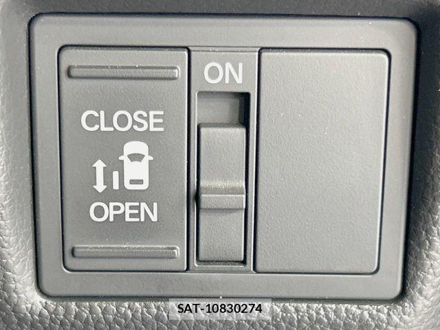 Honda N BOX 2022-05 7215536-5