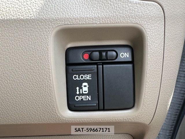 Honda N BOX 2015-03 7222327-17