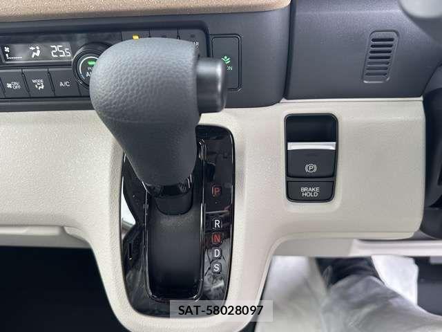 Honda N BOX 2026-03 7222501-19
