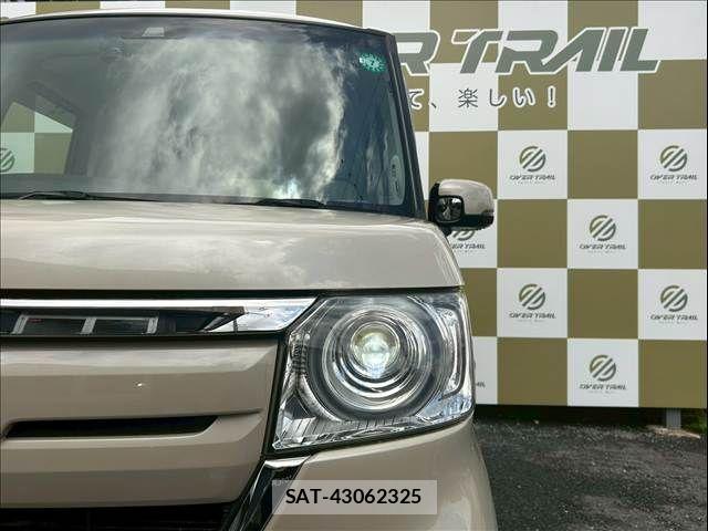 Honda N BOX 2019-09 7222392-9