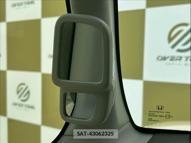 Honda N BOX 2019-09 7222392-26