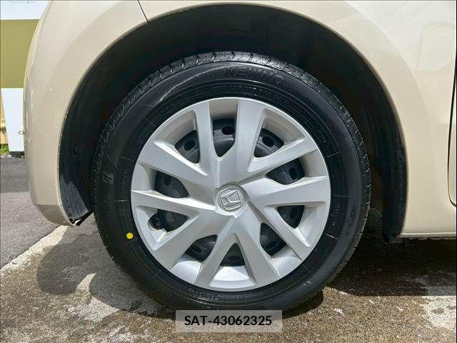 Honda N BOX 2019-09 7222392-5