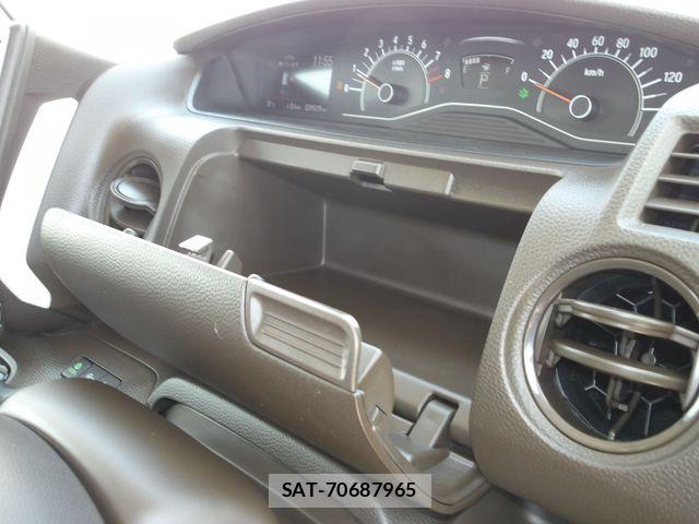 Honda N BOX 2021-03 7222417-14