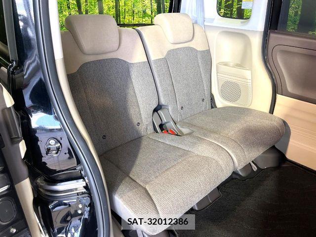 Honda N BOX 2019-03 7222379-8