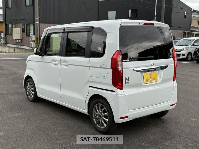 Honda N BOX 2018-10 7222382-8