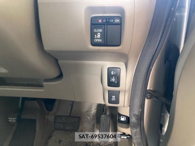 Honda N BOX 2012-10 7222303-15
