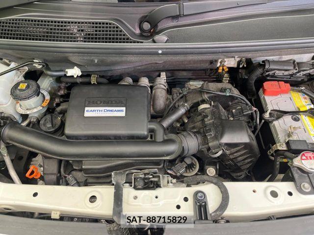 Honda N BOX 2020-03 7216630-17