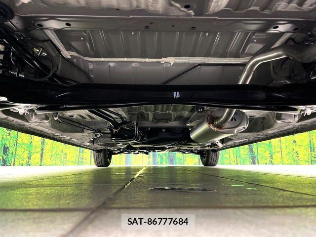 Honda N BOX 2026-05 7215851-18