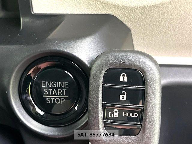 Honda N BOX 2026-05 7215851-6