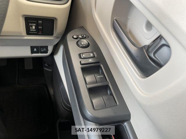 Honda N BOX 2024-05 7222468-16