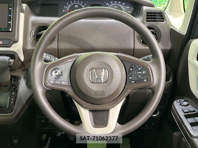 Honda N BOX 2022-11 7222436-10
