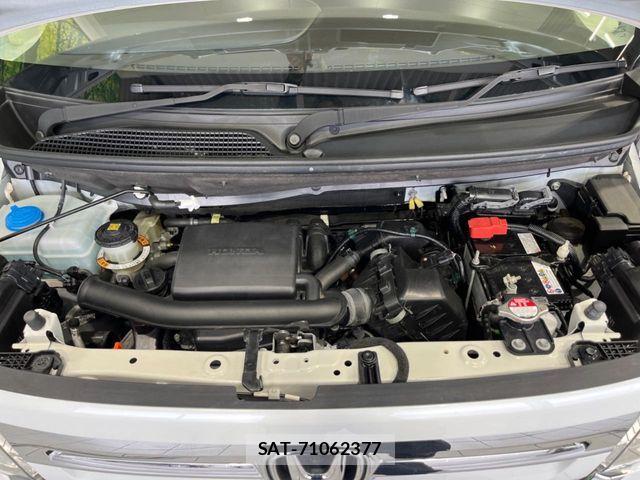 Honda N BOX 2022-11 7222436-17