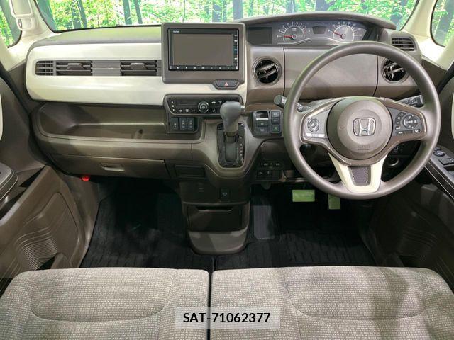 Honda N BOX 2022-11 7222436-1