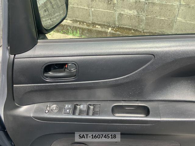 Honda N BOX 2017-04 7222356-10