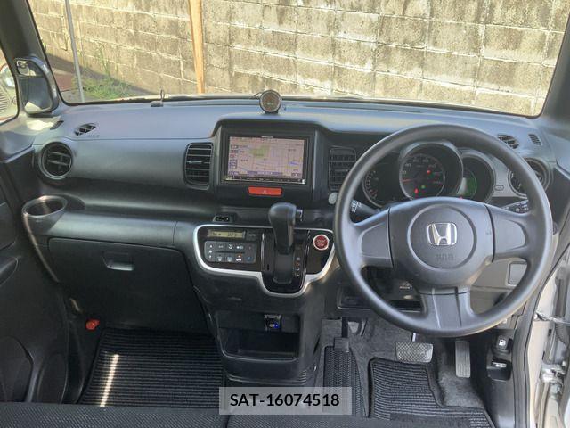 Honda N BOX 2017-04 7222356-16