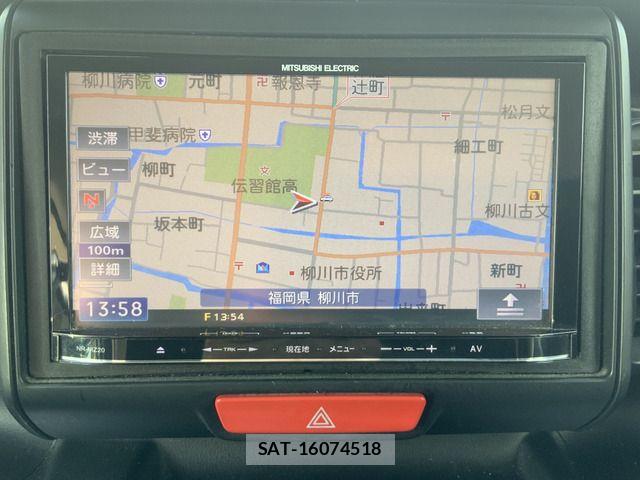 Honda N BOX 2017-04 7222356-19