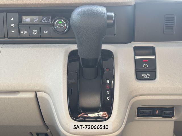 Honda N BOX 2024-05 7222474-16