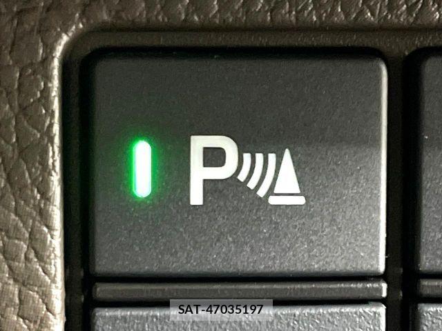 Honda N BOX 2023-03 7222439-8
