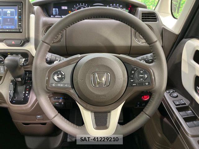 Honda N BOX 2022-11 7222434-10