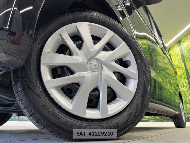 Honda N BOX 2022-11 7222434-12