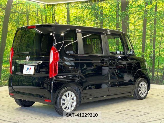 Honda N BOX 2022-11 7222434-16