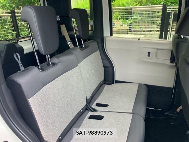 Honda N BOX 2024-07 7222482-17