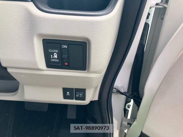 Honda N BOX 2024-07 7222482-18