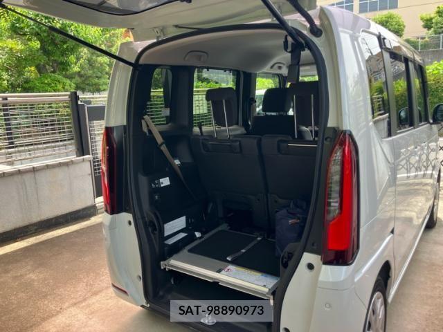Honda N BOX 2024-07 7222482-5