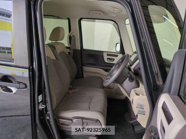 Honda N BOX 2018-12 7222385-26