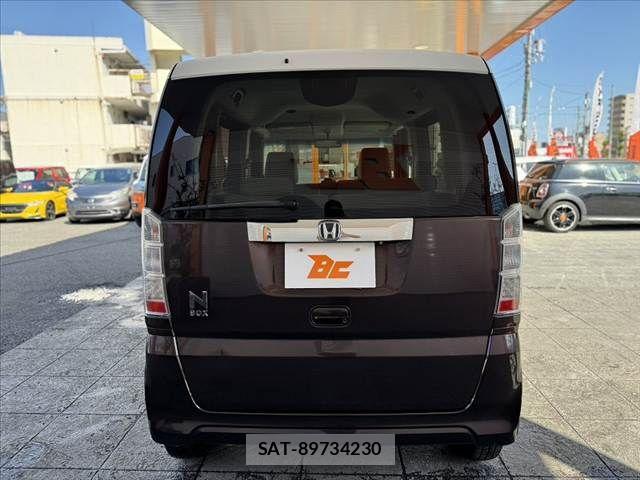 Honda N BOX 2015-04 7222332-12