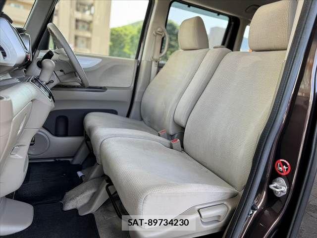 Honda N BOX 2015-04 7222332-16