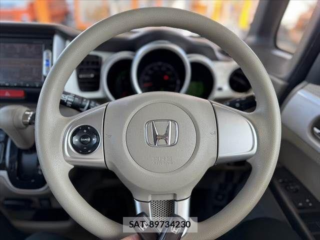 Honda N BOX 2015-04 7222332-6