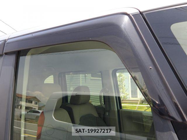 Honda N BOX 2021-03 7222414-25