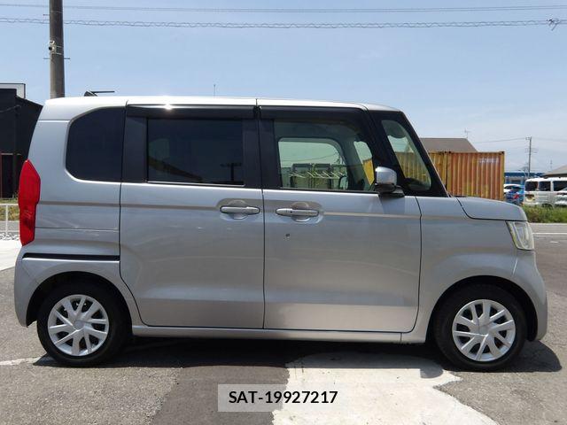 Honda N BOX 2021-03 7222414-29