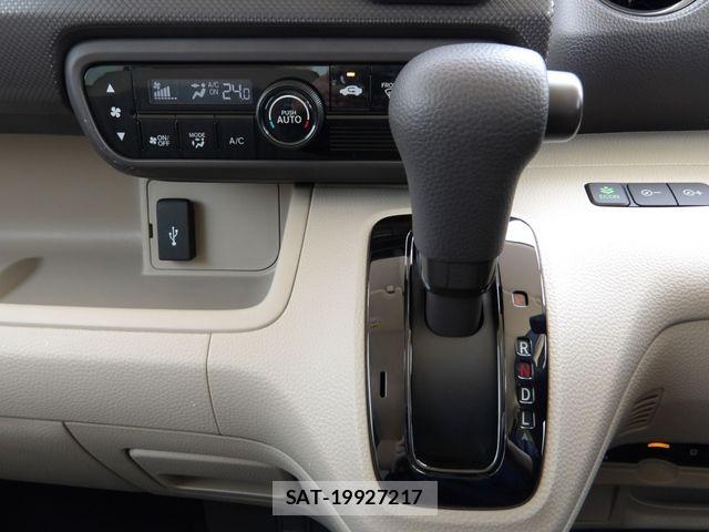 Honda N BOX 2021-03 7222414-3