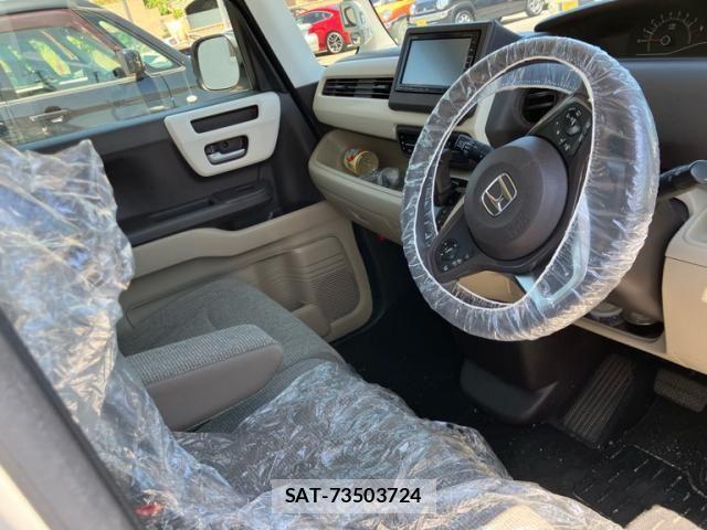 Honda N BOX 2019-07 7217276-14