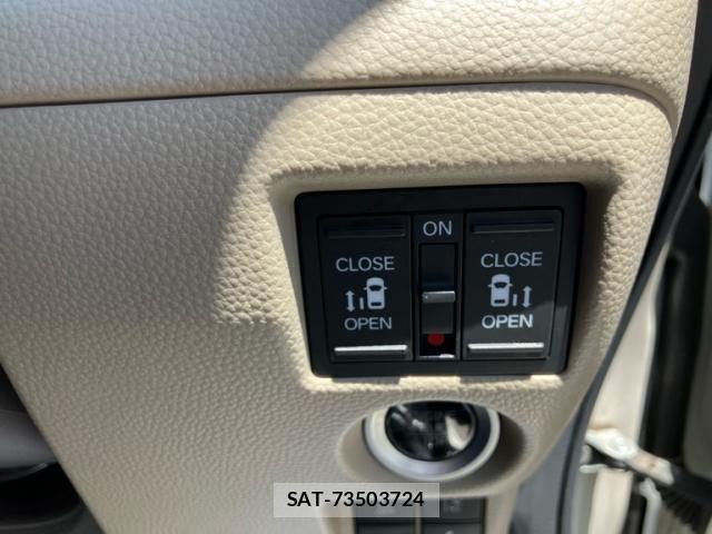 Honda N BOX 2019-07 7217276-18