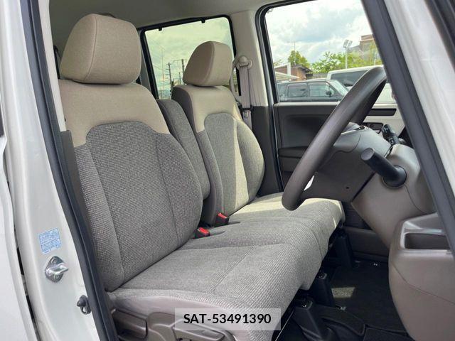 Honda N BOX 2022-04 7222429-7
