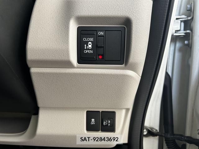 Honda N BOX 2024-05 7222465-14