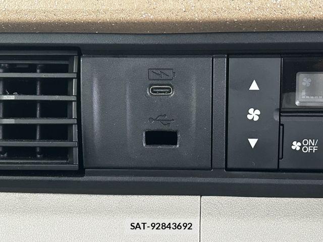 Honda N BOX 2024-05 7222465-16