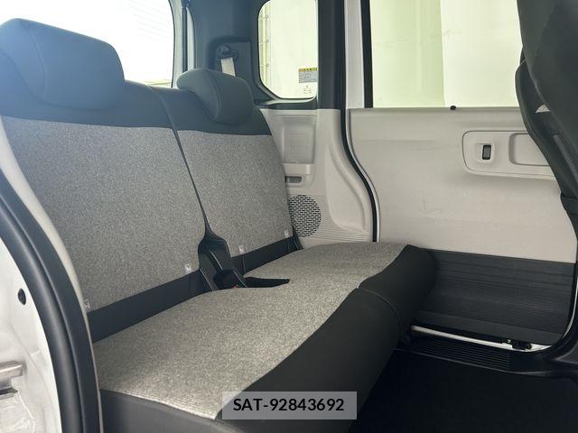 Honda N BOX 2024-05 7222465-18
