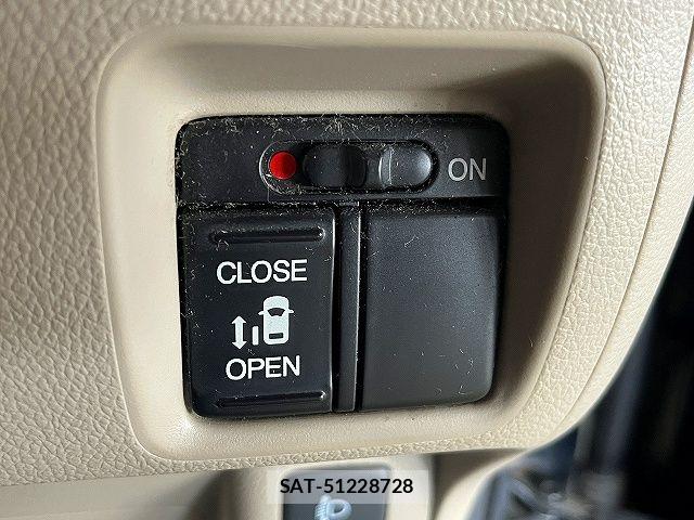Honda N BOX 2013-04 7222307-23