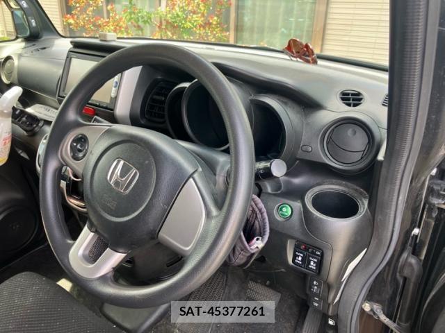 Honda N BOX 2015-04 7216567-13