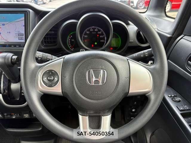 Honda N BOX 2017-04 7217875-1